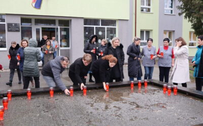 ISKRENO SUOSJEĆANJE S OSNOVNOM ŠKOLOM PREČKO