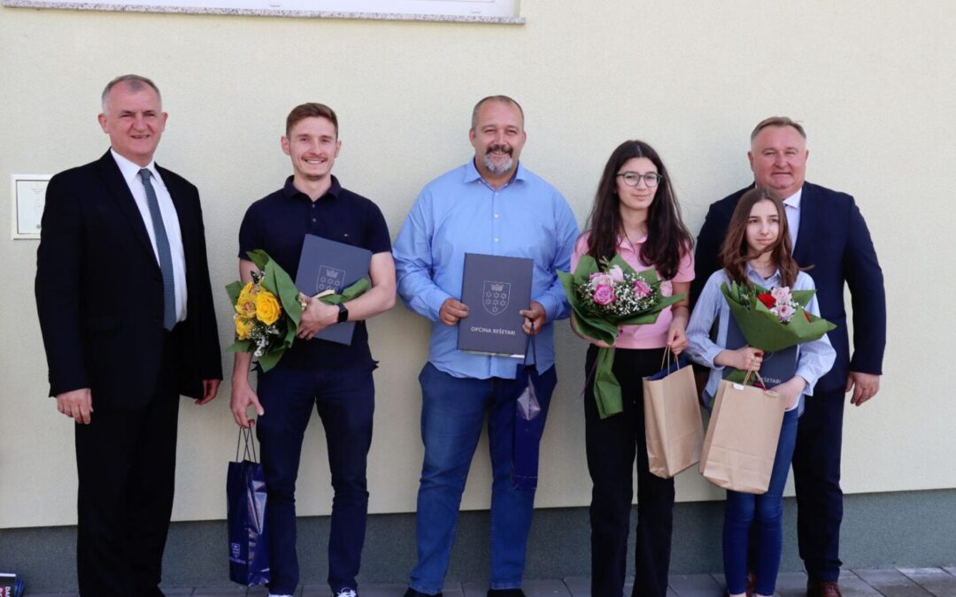 DODJELA PRIZNANJA OPĆINE REŠETARI NAŠIM UČENICAMA I UČITELJIMA