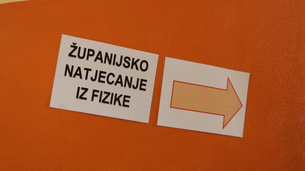 NAŠA UČENICA ANA ORDANIĆ PRVA U ŽUPANIJI IZ FIZIKE
